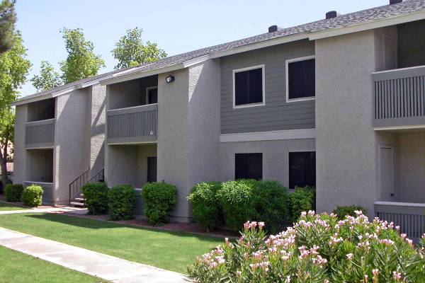 $899 / 1br - 500ft2 - Ceiling Fan, On-Site Laundry Facility, Washer/Dryer, Air Conditioner (Glendale)64024993710722123