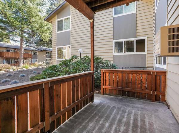 $1,575 / 2br - Centro de Fitness, cerca del transporte público - Apartamento de 2 habitaciones y muchas actividades (Beaverton)63820681616001124