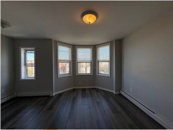 $755 / 2br - $$ Cozy 2BR / 1BA Apartment For Rent !! (Bayonne, NJ)63676257642497122