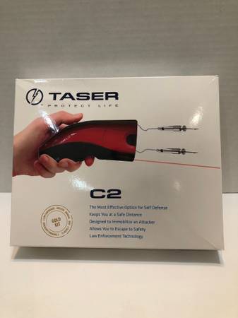 WOW! Great Man Christmas Present .. C2 Self Defense Taser Brand New in 1