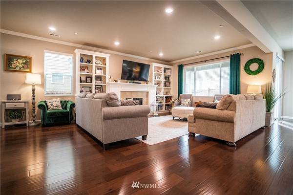 $900 / 1br - 1 Bedroom Available in home - unfurnished, or furnished (Olympia)63786684893697124