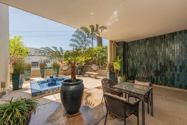 $1,650 / 1br - Stunning 1BR/1BA Condo | Lake Merritt Views | Gated Parking (Adams Point)63657863479555122
