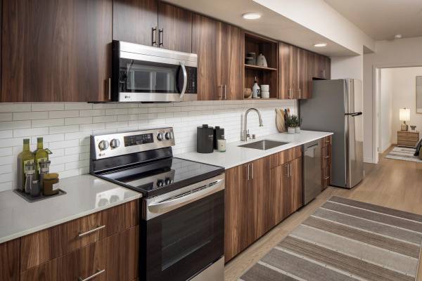 $2,246 / 2br - 1141ft2 - ¡Hasta 6 semanas gratis! ¡Visite One26 Vista hoy mismo! (Barrio Barberton, Vancouver, WA)63672637355907123