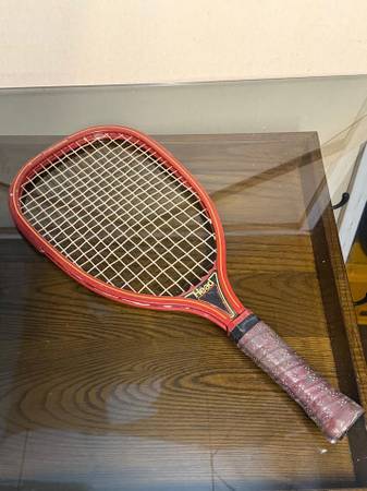 Vintage HEAD Tennis Racquet 1
