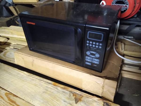 Airstream parts  (reasonable offers accepted) - $1 (Cowpens, SC)62940365994115122