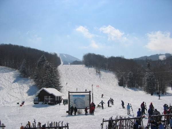 FOR SALE Ski In Ski Out Studio Condo With Mountain Views Killington VT
$275,000
                        Chelsea FOR SALE Ski In Ski Out Studio Condo With Mountain Views Killington VT
$275,000
                        Chelsea