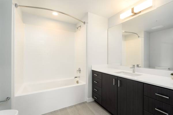 $5,763 / 2br - 995ft2 - Pagos de alquiler en línea, duchas extragrandes, 2bd (vista a la montaña)63824142153731123