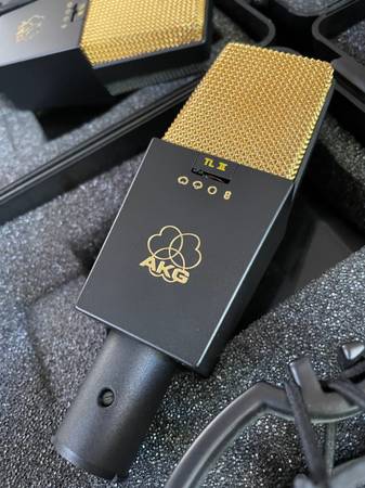 AKG 414 B-ULS TL ll Matched Pair 1
