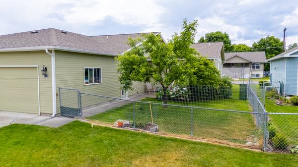 $499,000 / 3br - 2776ft2 - CONTRACT PENDING!  Townhome in Missoula (4108 Gharrett Ave.)63656994034179121