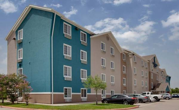 $1,040 / 1br - Apartment alternative: Fully furnished with kitchen (11444 32nd Ave N, Texas City, TX)63812507102465121