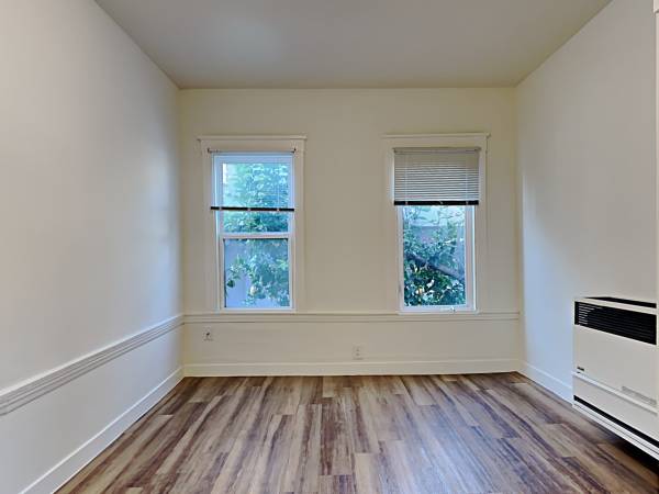 $1,750 Modern Apartment with Large Closets | Steps to BART & City Fun! (oakland downtown)63873333623683121