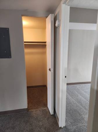 $1,700 / 3 hab - 943 pies² - Planta abierta, piso vinílico, nueva lavandería (6936 Walker Mill Rd, Capitol Heights, MD)63882462078979121