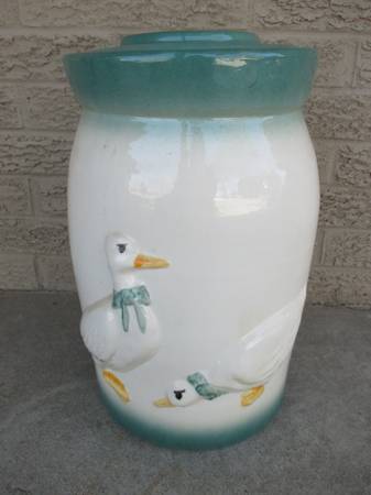 Decorative Ceramic Crock 1