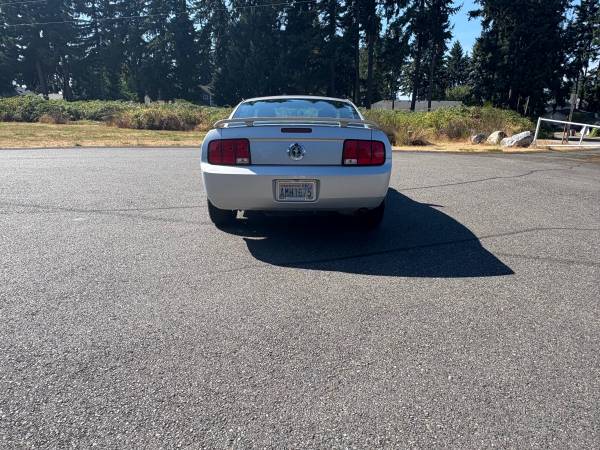 2006 MUSTANG 4.0 19 mil millas - $10,90063469890045443123