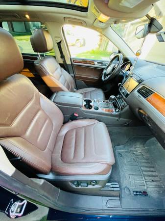 2013 Volkswagen Touareg - $8,200 (santa clara)63617821227011122