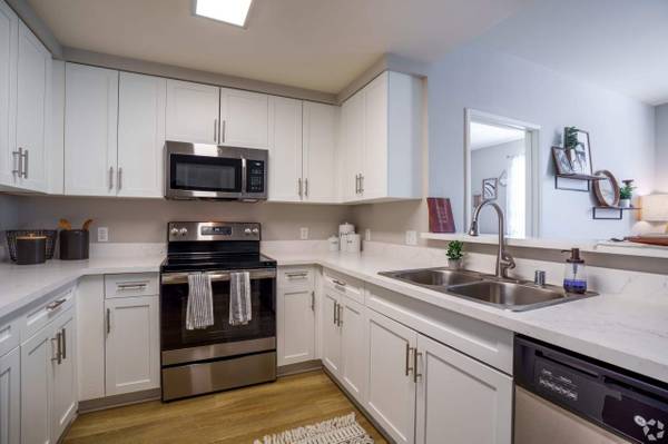 Berkeley CA, Bicycle Storage, 2/BD 1/BA 1