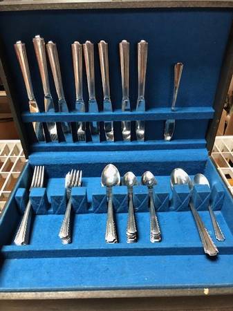 Silverware set (52 pcs.) 1