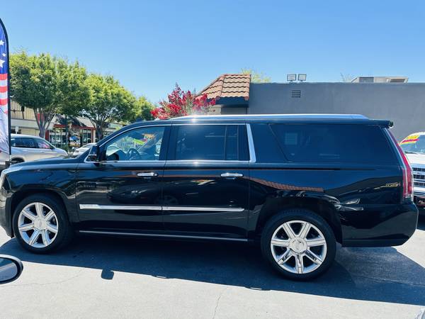2015 Cadillac Escalade ESV ~* WE FINANCE *~ 3 Months Free Warranty - $1,500 (Roseville)63619230678529123