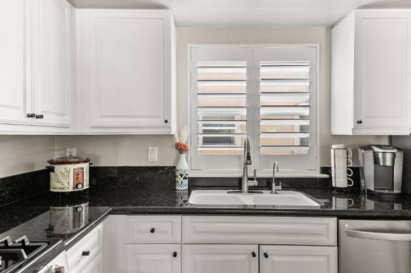 $8150.00 / 3br - 1558ft2 - Carlsbad Village Escape: 3 habitaciones 2.5 baños a pasos de la playa63663736688259123