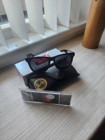 Rayban Wayferer gafas de sol elegantes - $65 (La Crescenta)63471348650113120