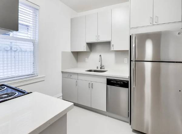 $1,000 / 1br - Encanto histórico encuentra vida moderna 1 habitación! Clásico de Nob Hill (San Francisco)64023721865601120