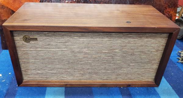 Vintage Wharfedale WS/2 Speaker 1