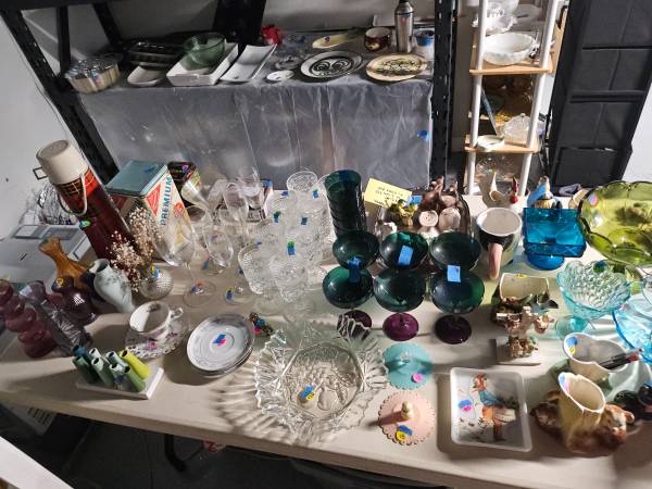 Yard sale photo