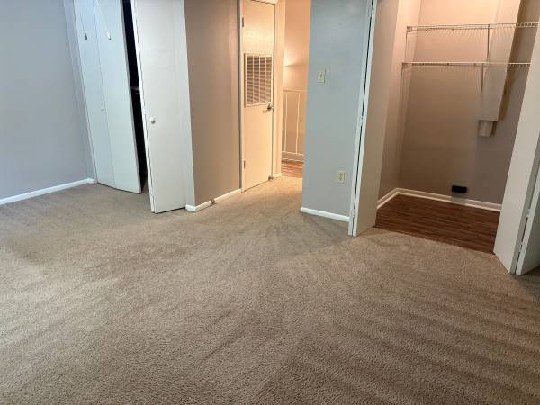 $918 / 1br - Pet Friendly, Best Amenities, Perfect Location! (Baton Rouge)63902941524739124