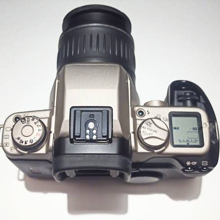 CANON EOS Elan II con zoom Canon 28-90 mm - $130 (Brooklyn)63471378120579122
