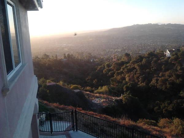 Big Master bedroom with bathroom for rent 1
