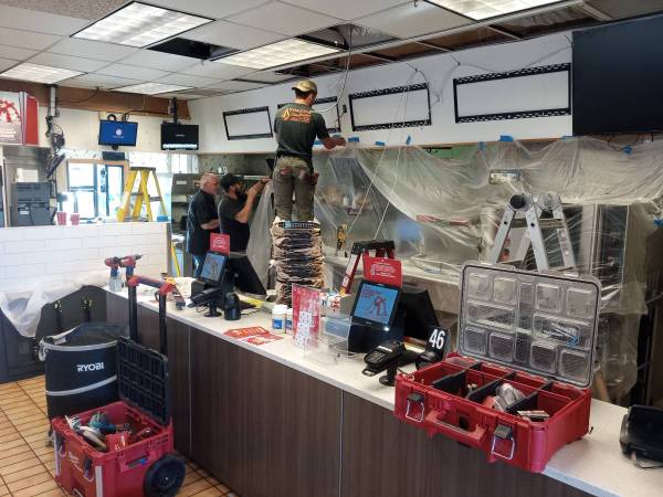 Tv mount , TV WALL MOUNTING Handyman 1