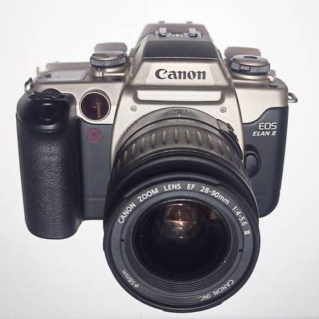 CANON EOS Elan II con zoom Canon 28-90 mm - $130 (Brooklyn)63471378120579121