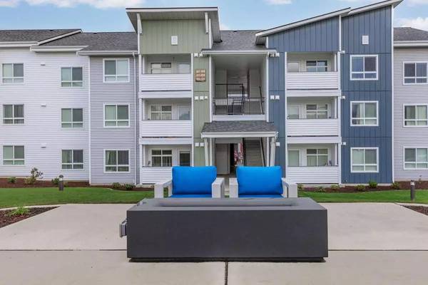 $1,632 / 1br - 740ft2 - Let us help you find your next home! Check out this 1 bed, 1 bath! (Lynnwood - North Point Plaza)63885011755395122