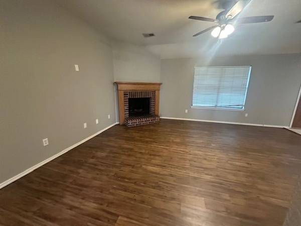 $1,600 / 4br - 1960ft2 - 2014 Huntington Rd - Great 4 bd/2 ba - Choctaw Schools (Oakwood East Addition)63670519931651124