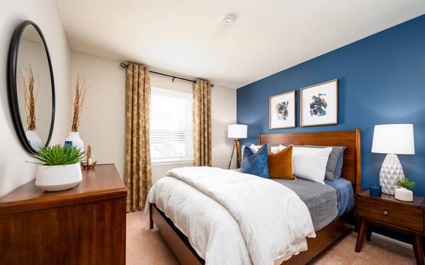 $1,299 / 2br - 908ft2 - Sweater Weather Is Coming to Lion's Creek! Lease Today and Be Ready! (NOBLESVILLE)63989076401666122