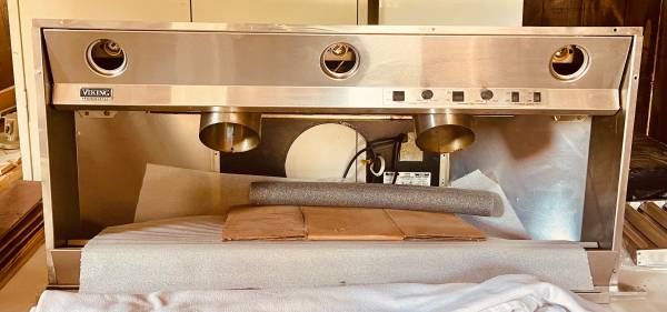 VIKING Professional Range Hood w/ Rare Quality Remote Blower Included! 1