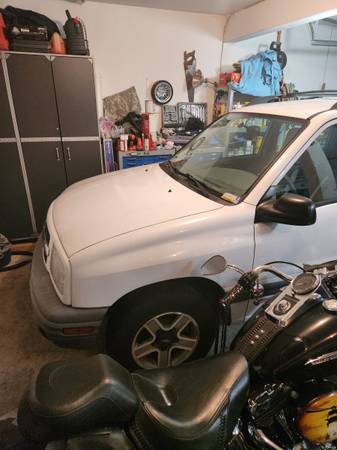 2002 Chevy Tracker - $4,000 (Puyallup)63473707148289123
