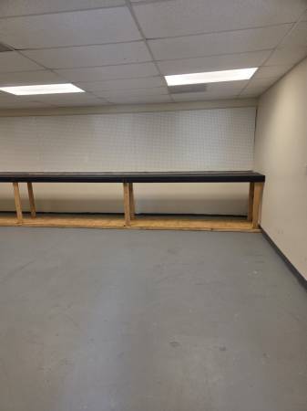 $745 / 812ft2 - Air-Conditioned Warehouse Space (Gainesville)63823034815875122
