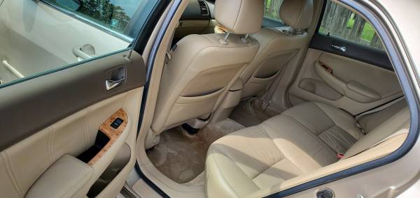 2003 Honda Accord EX 4 puertas Sedán - $3,900 (Staten Island, Nueva York)63614808528771123