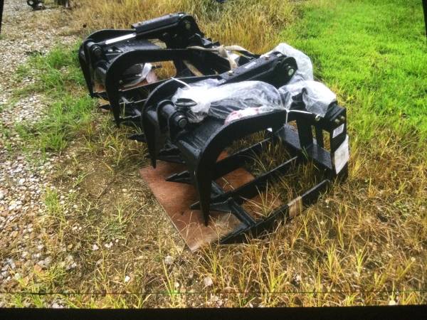 5’ heavy duty Titan brush Grapple 1