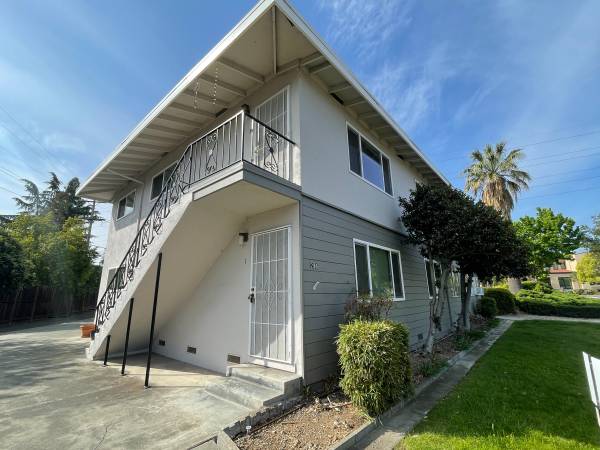 $2,950 / 2br - 850ft2 - 2bd/1ba - Downstairs Apartment in Los Gatos! (los gatos)63845957239299120