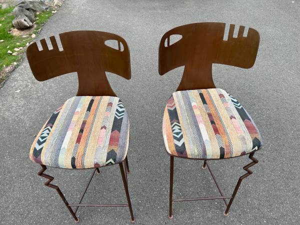 Vintage Hawthorne Memphis Style Iron Barstools 1