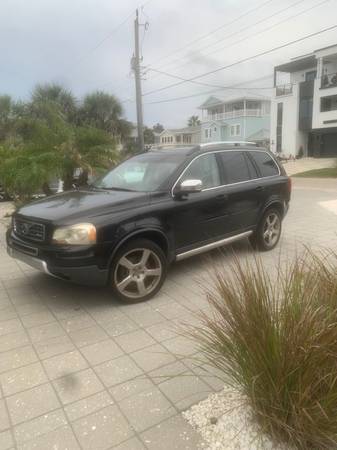 2011 Volvo XC90 SUV AWD 1