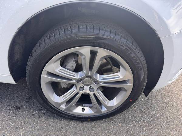 2013 Audi Q5 3.0T Premium Plus - $10,995 (+ Sports Cars International)63497543893763123