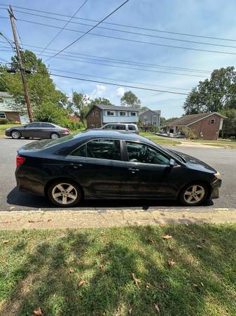 2014 Toyota Camry SE - $12,00063440027633025122