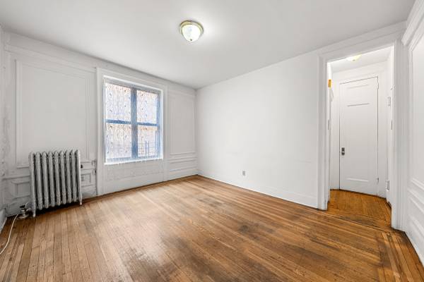 $299,999 / 1br - Washington Heights/Riverside Drive 1 Bed Prewar Own for Less Than Rent (Inwood / Wash Hts)63912047067010121