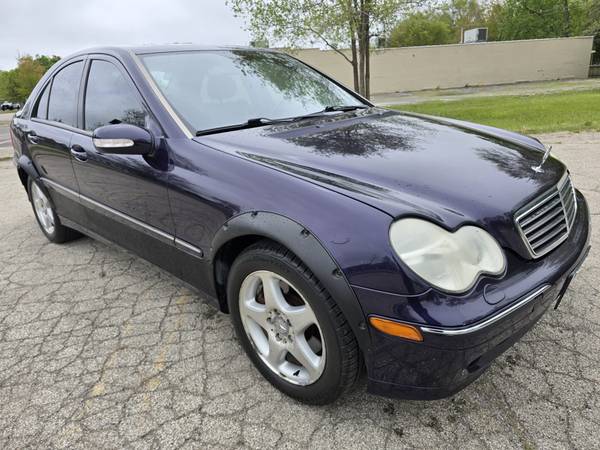 2001 MERCEDES-BENZ C 320 - $2,999 (ZION ILLINOIS)63624839388163122