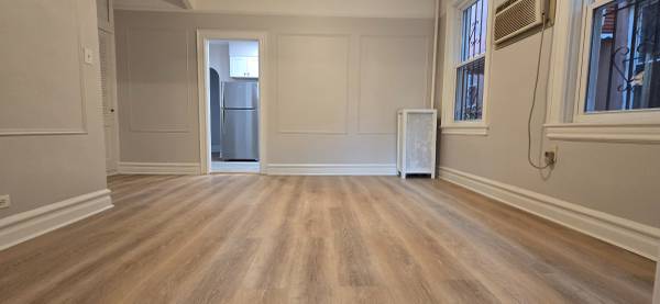$3,500 / 2br - 1250ft2 - Amplio departamento de dos dormitorios, posiblemente tres (ASTORIA)63827268111491121