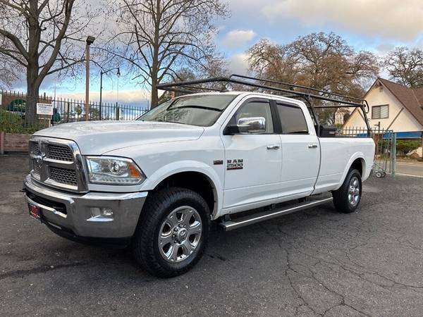 2014 RAM 2500 Laramie Crew Cab*4X4*Paquete de remolque*Cámara trasera*GAS 6.4L - $26,599 (Supreme Auto Llame al 916-695-3086 fair oaks)63483021413761121