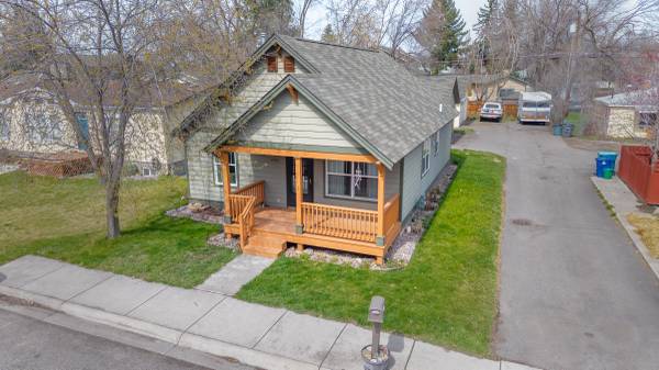 $470,000 / 1976ft2 - 🌟 Your home search just got exciting! (Missoula)63657010321793121